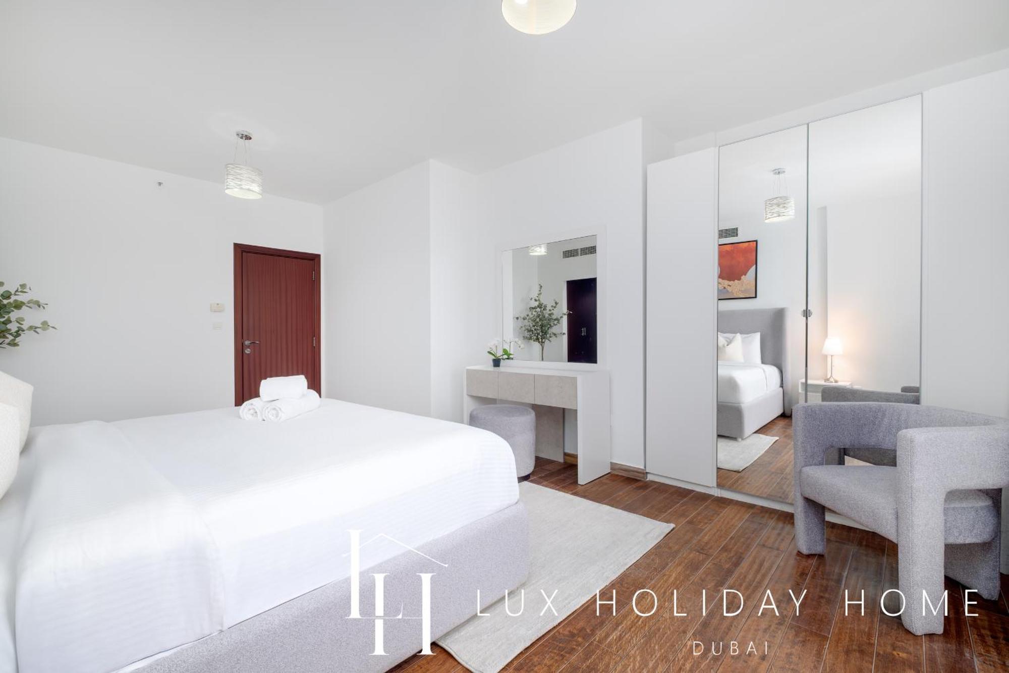 Lux The Murjan Sea View 2